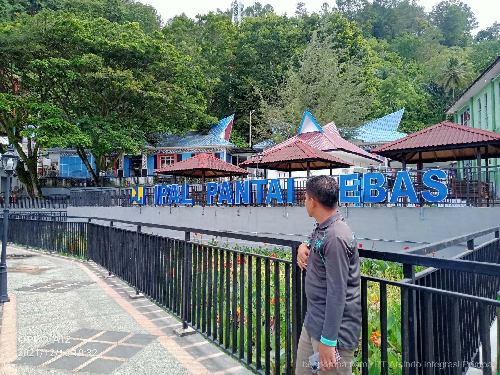 PTFE lined pump untuk asam kuat