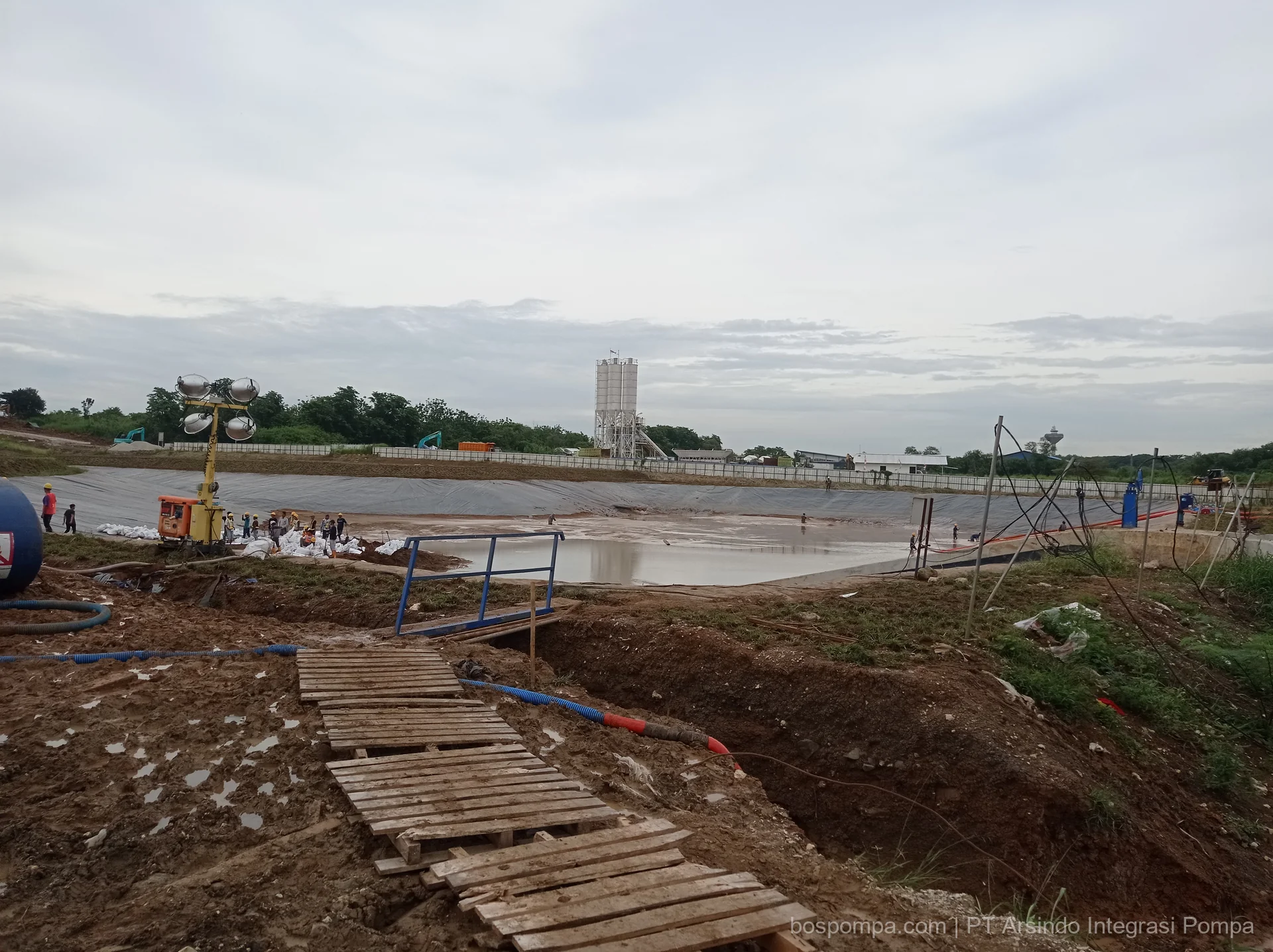 Fasilitas Bos Pompa