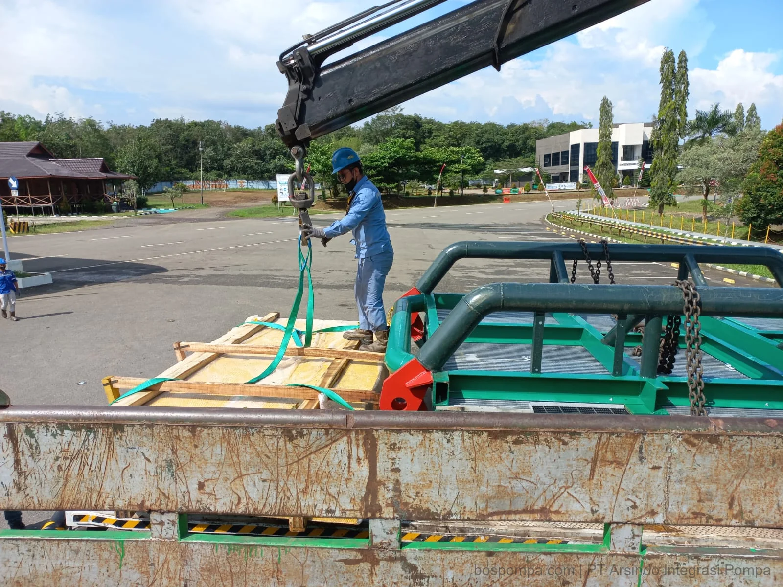 Instalasi sistem pompa